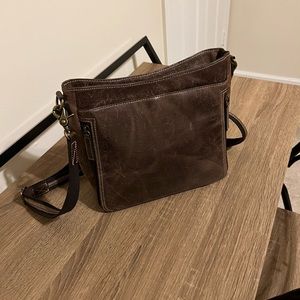 Gun Tote'n Mamas Slim Crossbody purse